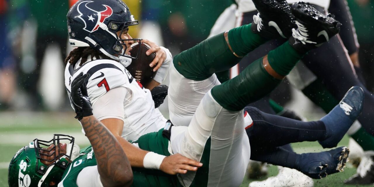 CJ Stroud de los Texans sigue en protocolo de conmoción cerebral, fuera contra Titans