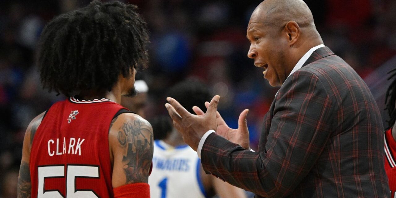 Calipari insta a dedicar más tiempo a Payne en medio de las luchas de Louisville