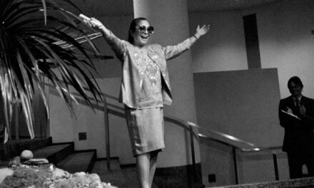 Cobi Narita, promotor y benefactor de jazz incansable, muere a los 97 años