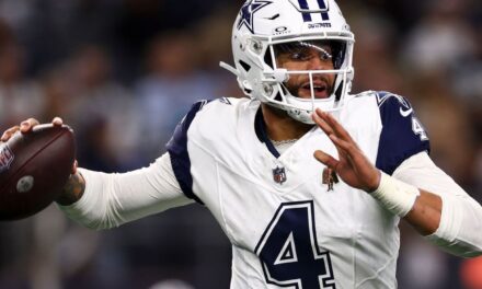 Dak Prescott lleva a los Dallas Cowboys a superar a los Philadelphia Eagles