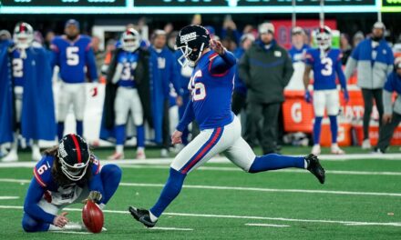 DeVito lleva a los Giants a superar a los Packers 24-22