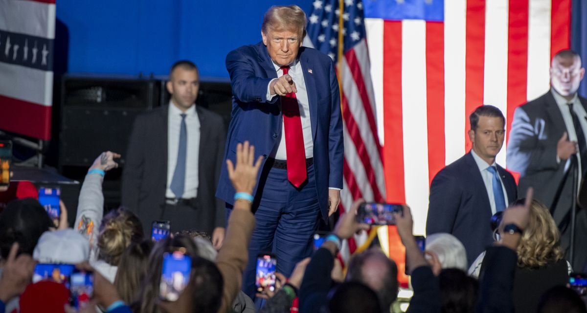 Donald Trump promete “la mayor deportación de inmigrantes sin papeles” si es reelegido presidente |  internacional