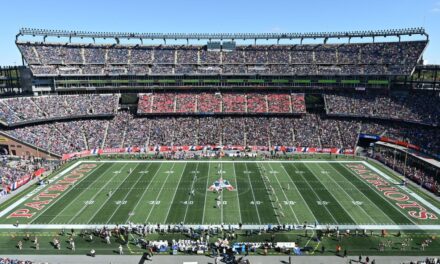 Dos hombres de RI acusados ​​en relación con la muerte de un fanático de los Patriots