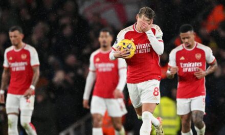 El Arsenal no parecía aspirante al título en la derrota del West Ham