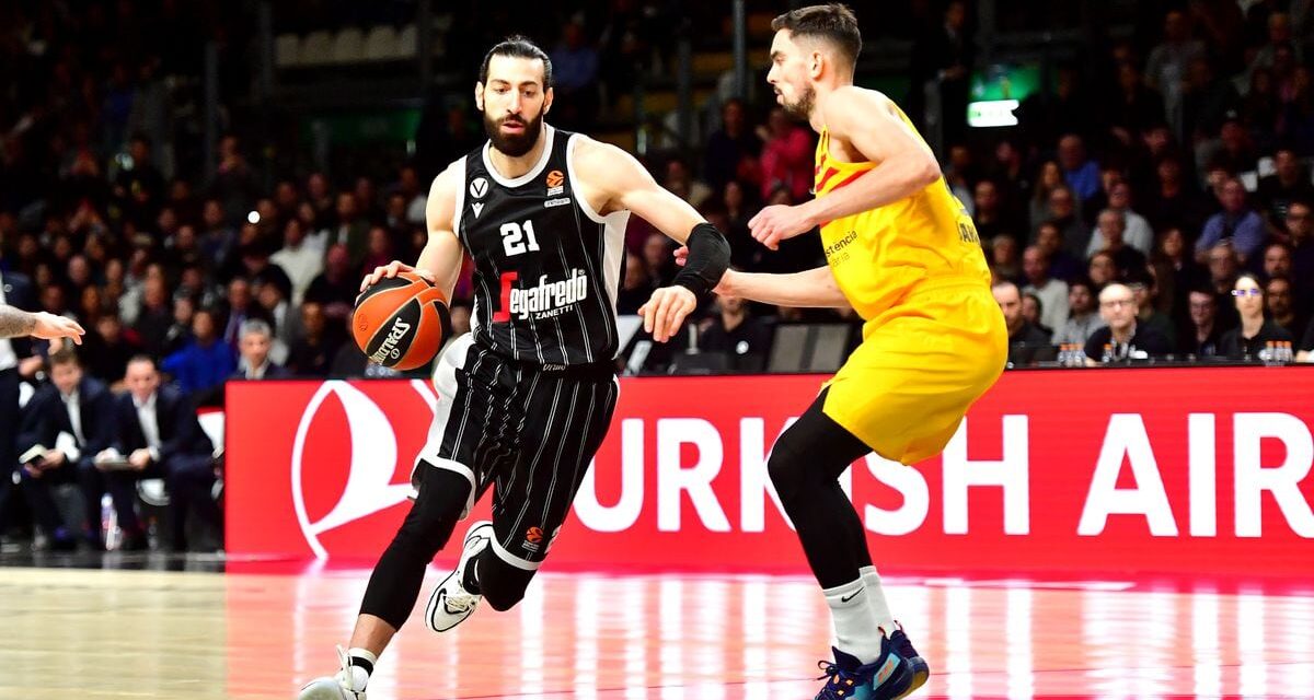 El Barça se descompone en Bolonia |  Baloncesto |  Deportes