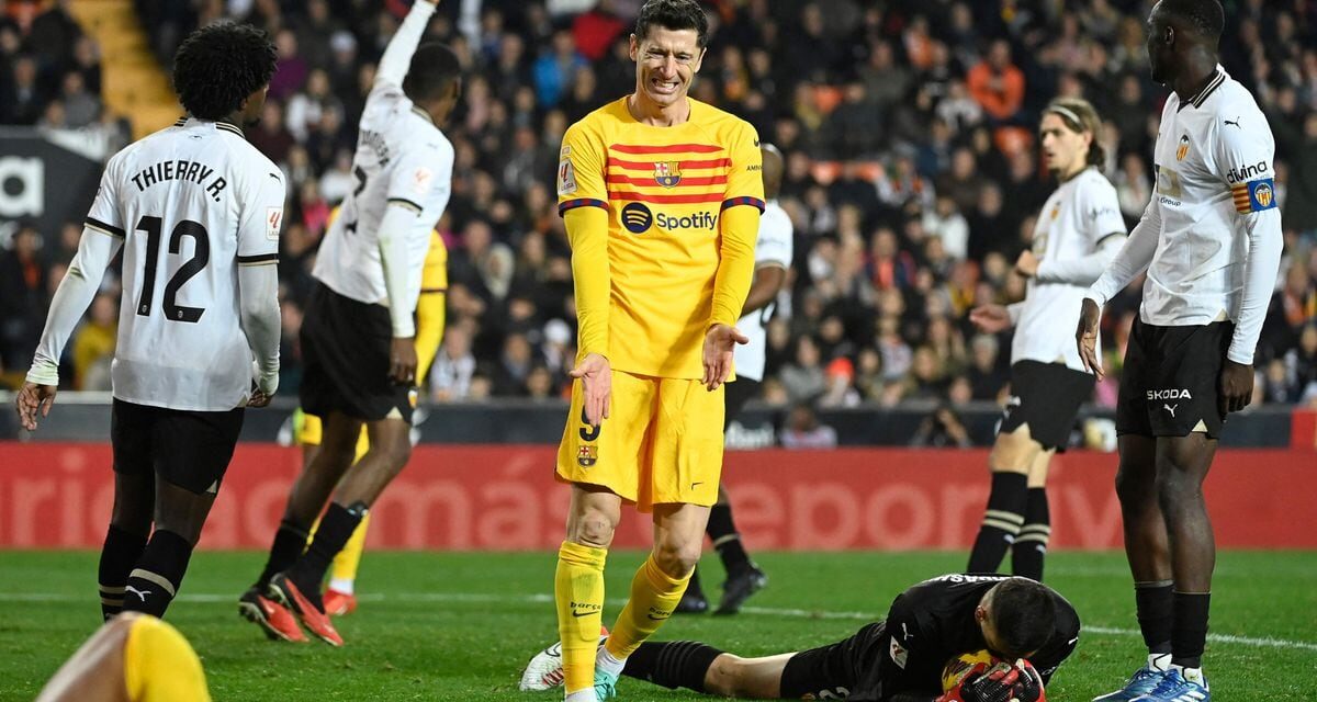 El Barcelona perdona al Valencia |  Fútbol |  Deportes