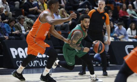 El Baskonia vuelve a asaltar la Fonteta frente al Valencia: 84-98 |  Baloncesto |  Deportes