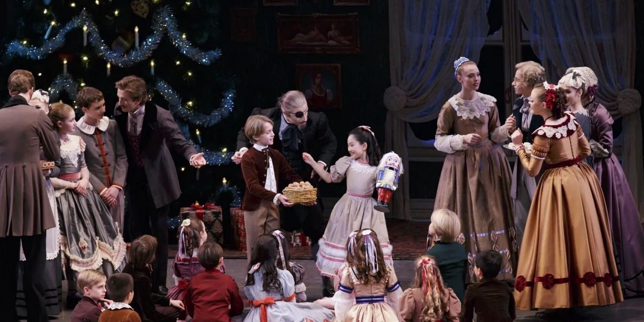 ’El Cascanueces' de George Balanchine resiste el paso del tiempo