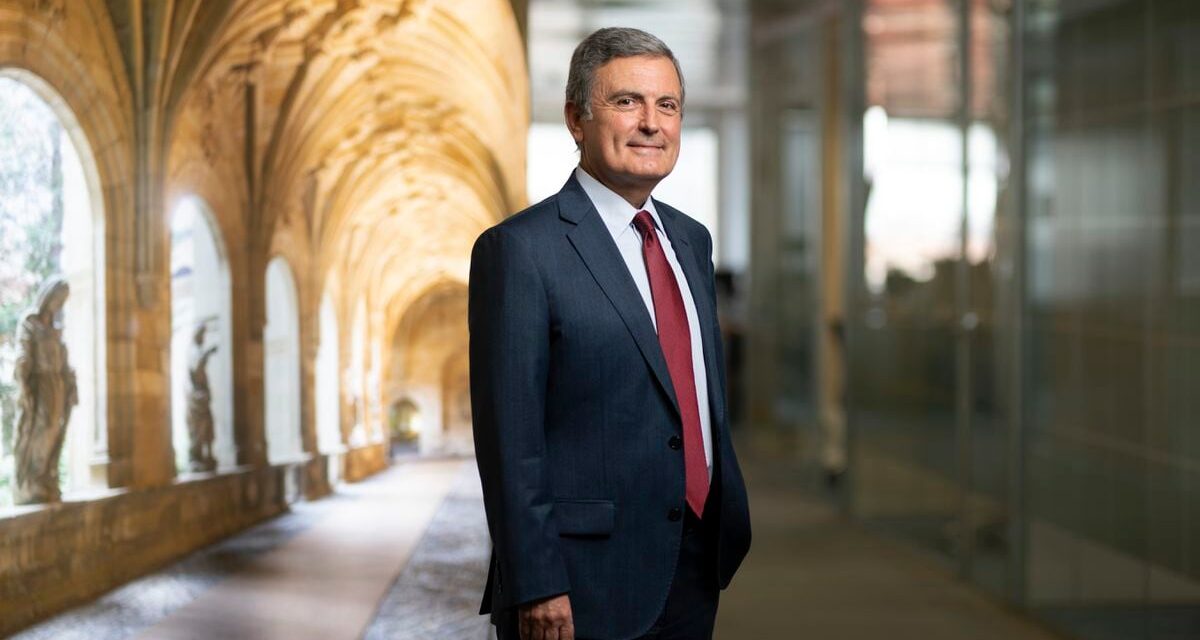 El Gobierno nombra a Pedro Saura como nuevo presidente de Correos |  Economía