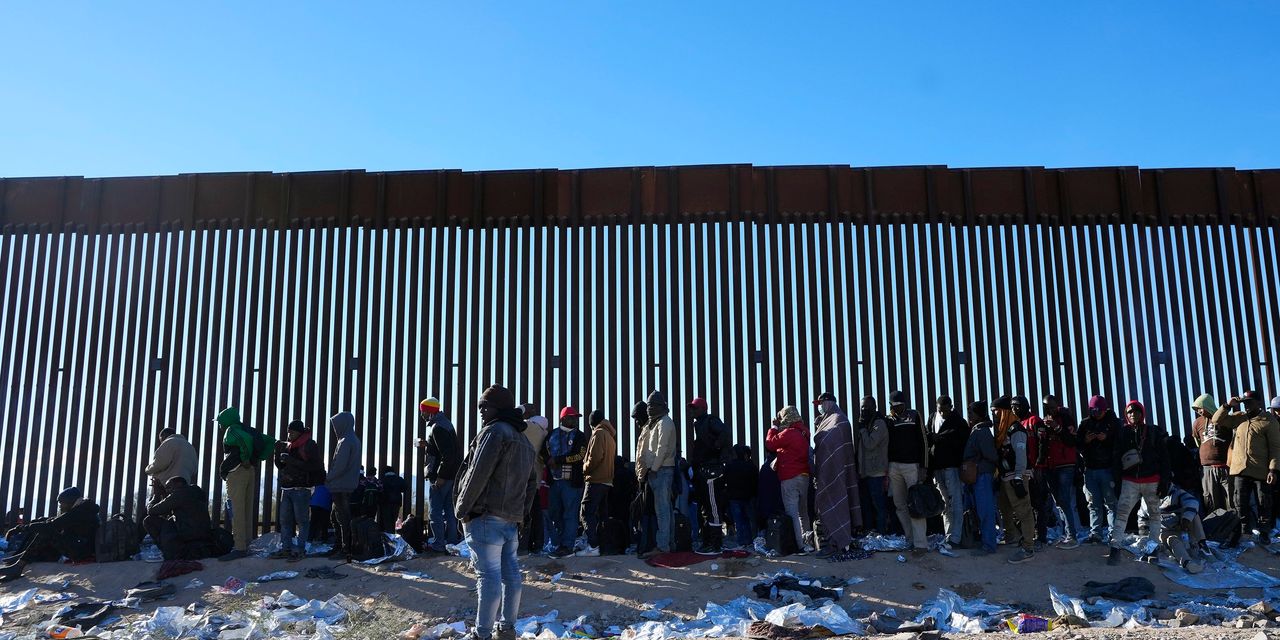 El Senado se dirige a una semana crucial para lograr un acuerdo sobre Ucrania y la frontera