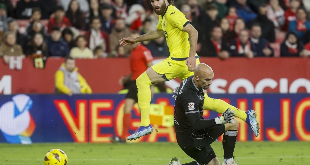 El VAR salva al Sevilla y frustra al Villarreal |  Fútbol |  Deportes