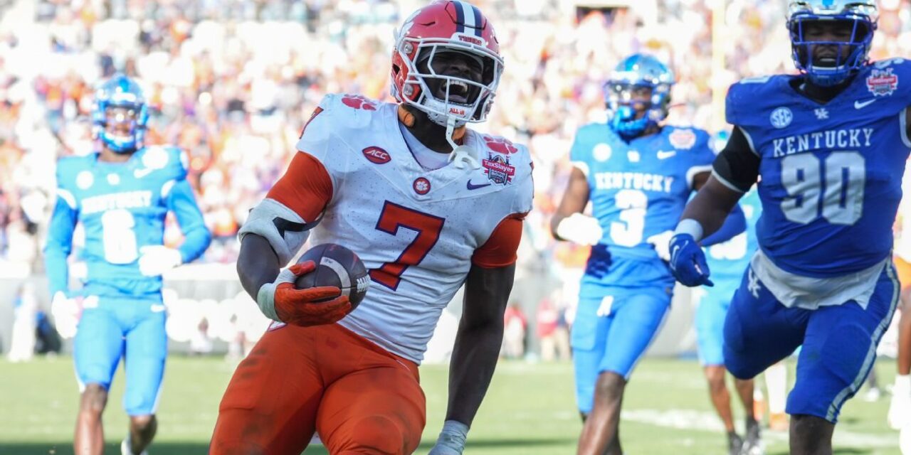 El día récord de Phil Mafah lleva a Clemson a una salvaje victoria en el Gator Bowl