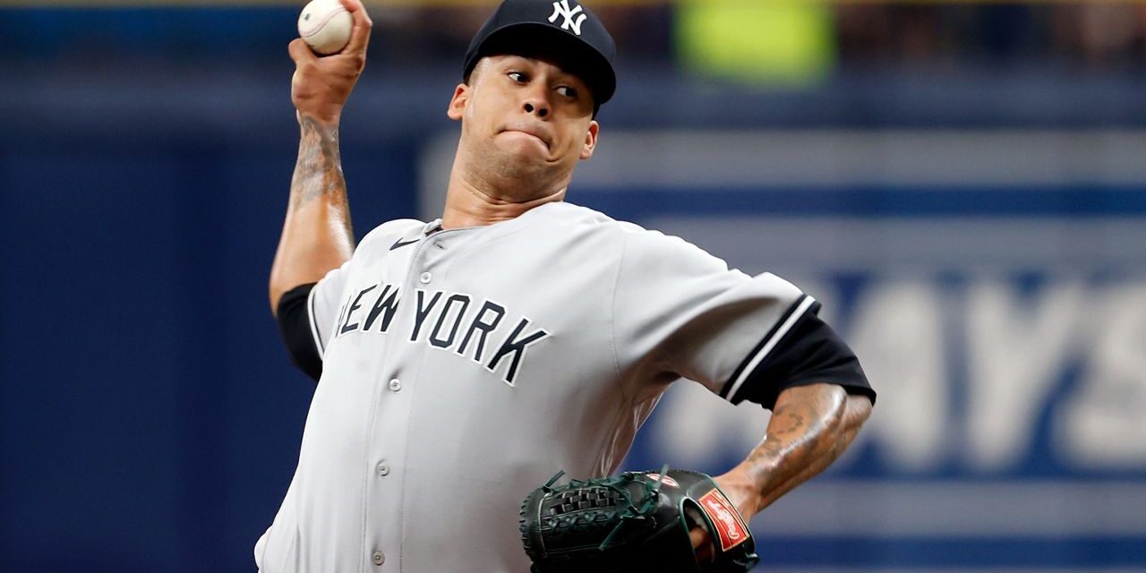 El lanzador Frankie Montas acuerda contrato con los Rojos