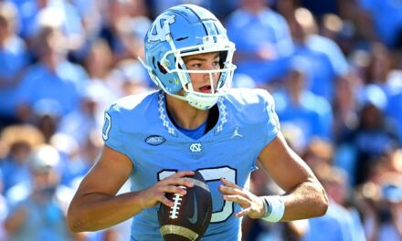 El mariscal de campo de Carolina del Norte, Drake Maye, ingresa al draft de la NFL