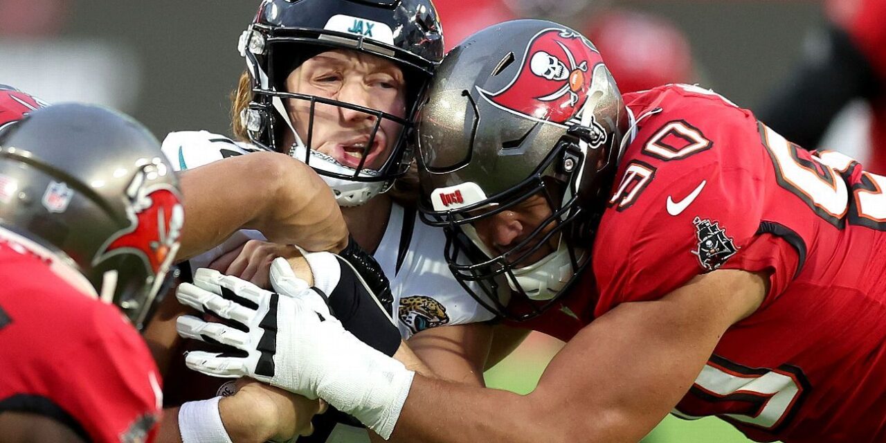 El mariscal de campo de los Jaguars, Trevor Lawrence, se someterá a pruebas en el hombro lesionado