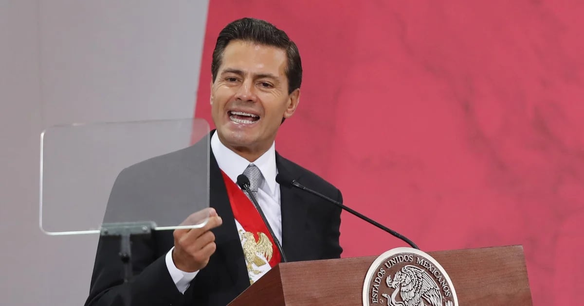 Enrique Peña Nieto reapareció junto a Bill y Hillary Clinton en exclusivo resort de República Dominicana