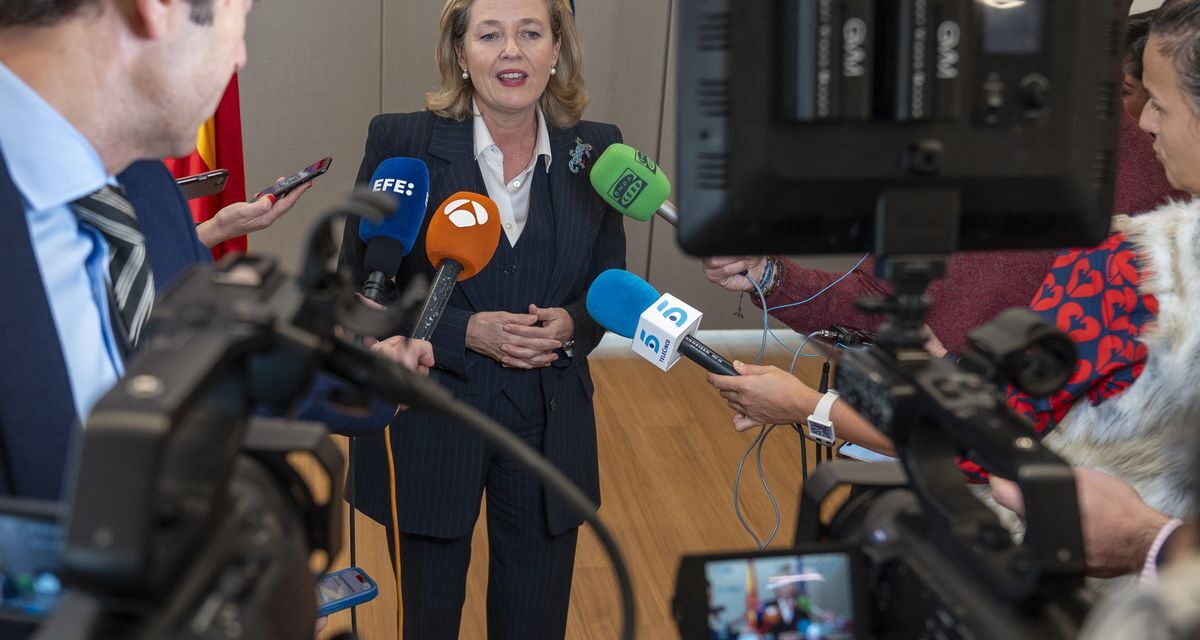 España plantea un recorte anual de la deuda para cerrar un pacto sobre las reglas fiscales de la UE |  Economía