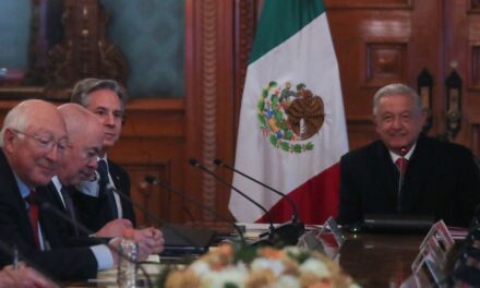 Estados Unidos y México acuerdan intensificar los esfuerzos para “interrumpir” las redes criminales de migrantes