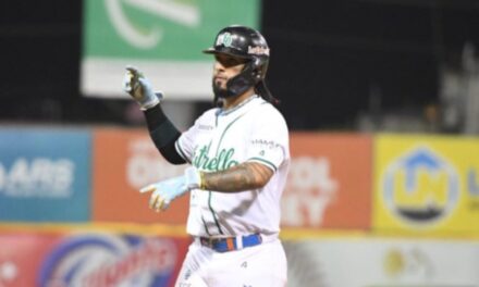 Estrellas Orientales logran su pase a la siguiente ronda de la pelota invernal dominicana