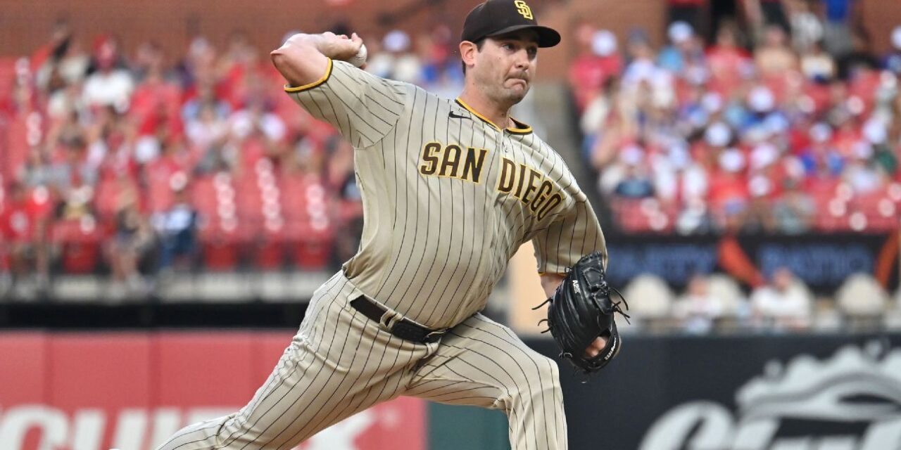 Fuentes: Los Reales llegan a acuerdos con Seth Lugo y Chris Stratton