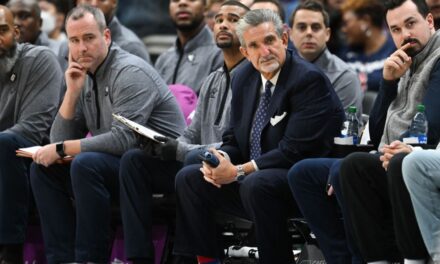 Fuentes: Ted Leonsis planea trasladar Wizards, Capitals a Virginia
