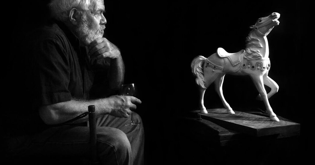 Gerry Holzman, maestro tallador de un tiovivo de Nueva York, muere a los 90 años