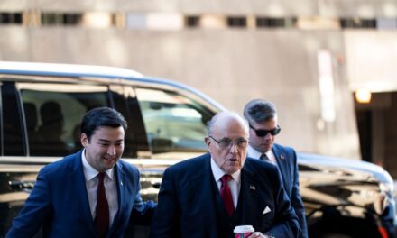 Giuliani, condenado a pagar 148 millones de dólares por difamar a dos empleadas electorales |  internacional