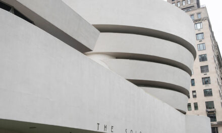 Guggenheim despide a 10 empleados mientras los museos enfrentan desafíos fiscales