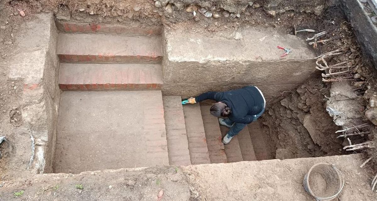 Hallado un refugio antiaéreo de la Guerra Civil en el centro de Alcalá de Henares |  Cultura