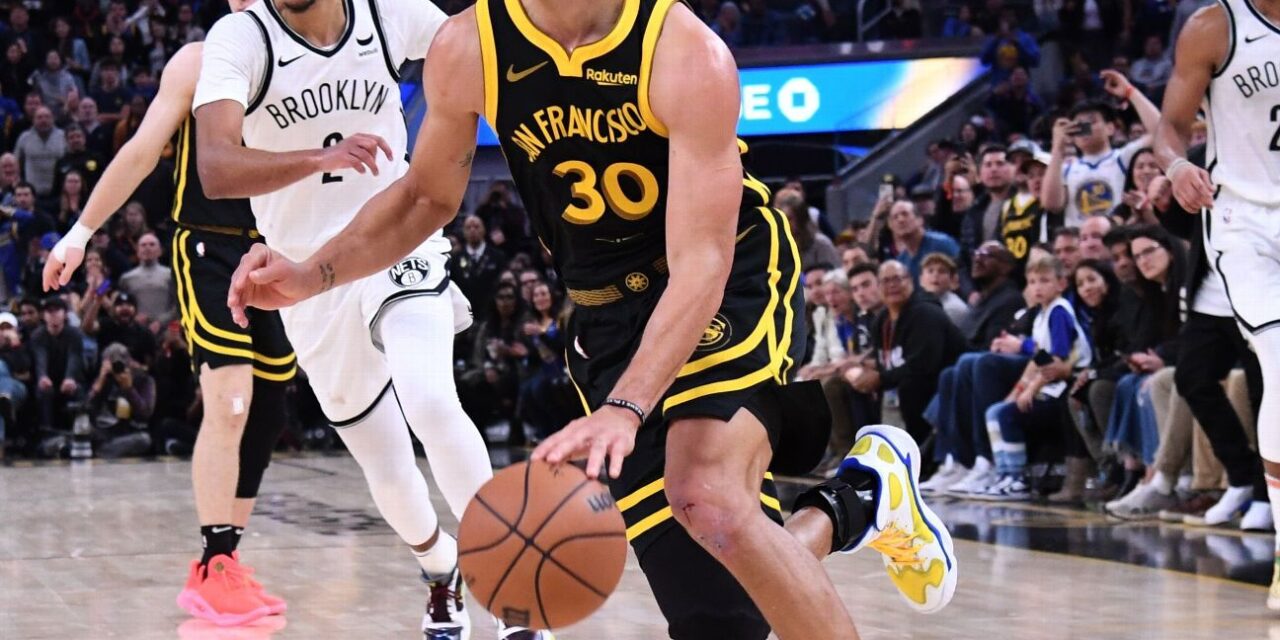 "Increíble" Curry activa el "interruptor" e impulsa a los Warriors contra los Nets