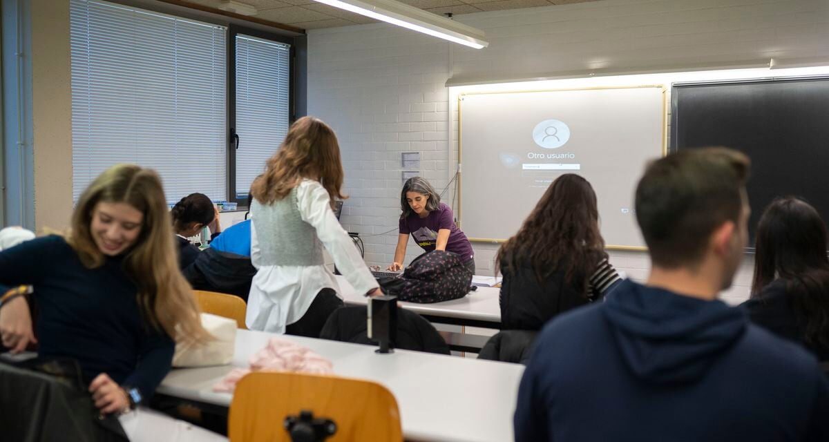 Informe PISA: El triángulo de oro de la educación en España: “Aquí todo el mundo tiene claro que o estudias o no tienes futuro” |  Educación