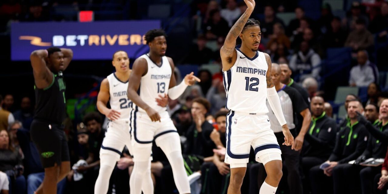 Ja Morant regresa de la suspensión y logra la victoria