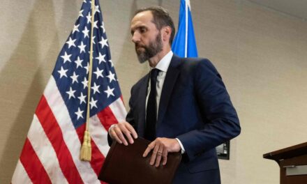 Jack Smith pide a la Corte de Apelaciones que rechace el reclamo de inmunidad de Trump