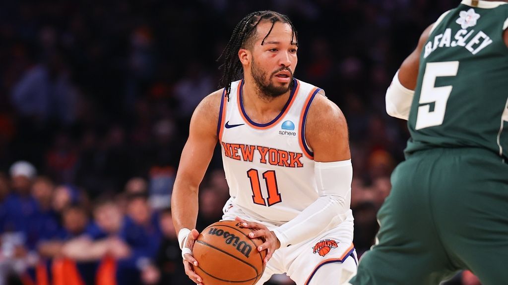 Jalen Brunson de los Knicks tiene 38 en victoria 'especial' sobre Bucks