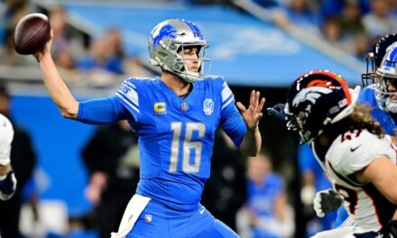 Jared Goff estalla con 5 touchdowns mientras los Lions derrotan a los Broncos