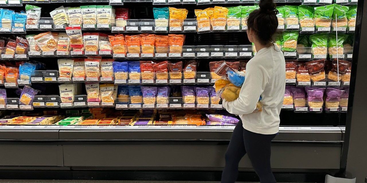 La CBO espera que la inflación caiga al 2,1% en 2024