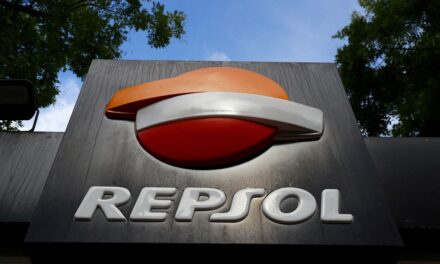 La CNMC inicia un expediente sancionador contra Repsol ante posibles prácticas anticompetitivas |  Economía