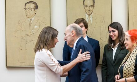 La Constitución cumple 45 años con todos los puentes rotos para su reforma entre PSOE y PP |  España