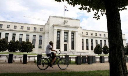 La Fed debería recortar las tasas al menos cinco veces el próximo año, dice un administrador de cartera