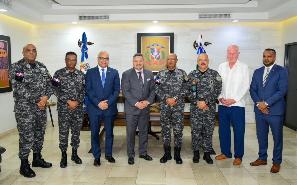 La Policía Nacional Dominicana y la Policía de Nueva York (NYPD) fortalecen las relaciones interinstitucionales.  – Policía Nacional Dominicana