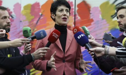 La Seguridad Social mejora la cobertura de la cotización de las empleadas de hogar |  Economía