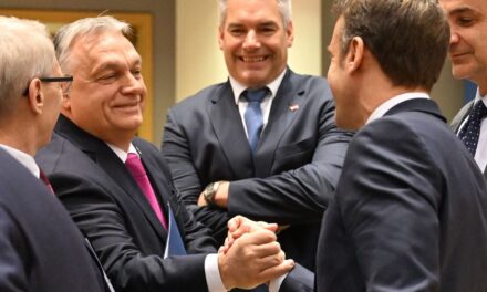 La UE abre negociaciones de adhesión con Ucrania tras superar el veto de Hungría |  internacional