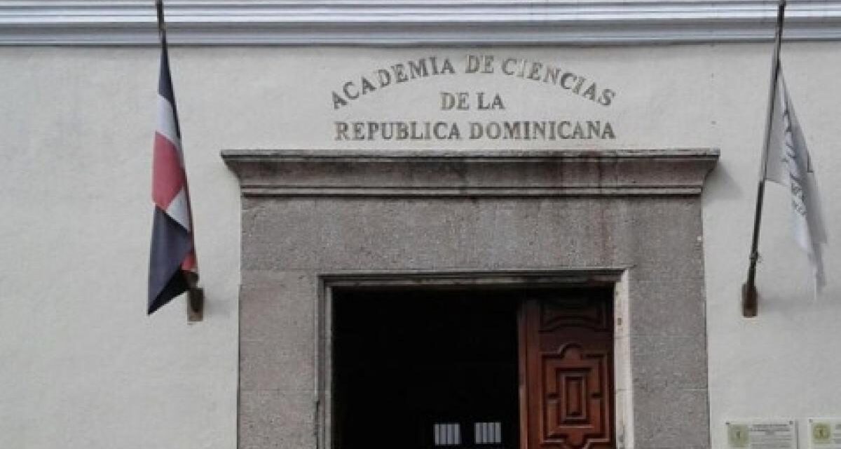 "La academia dominicana de ciencias y una universidad española firman un acuerdo académico"|  Listín Diario