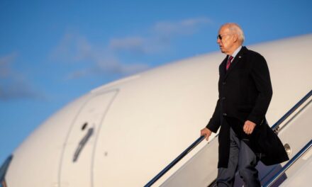 La agenda de Biden pende de un hilo a medida que se acerca un difícil año electoral