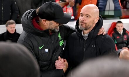La crisis del Manchester United no ha terminado, pero el empate en Liverpool ayuda