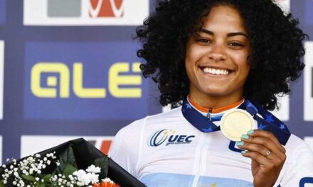 La dominicana Ceylin Alvarado busca hacer historia en Copa del Mundo de ciclo-cross