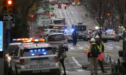 La limpieza continúa después de la explosión de la tubería de vapor de Midtown