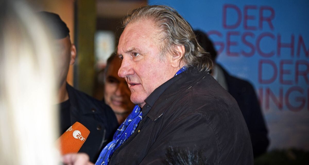 La ministra de Cultura de Francia anuncia que estudia la retirada de la Legión de Honor a Gérard Depardieu |  Cultura