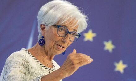 La presidenta del BCE, Christine Lagarde, habla tras la decisión sobre los tipos