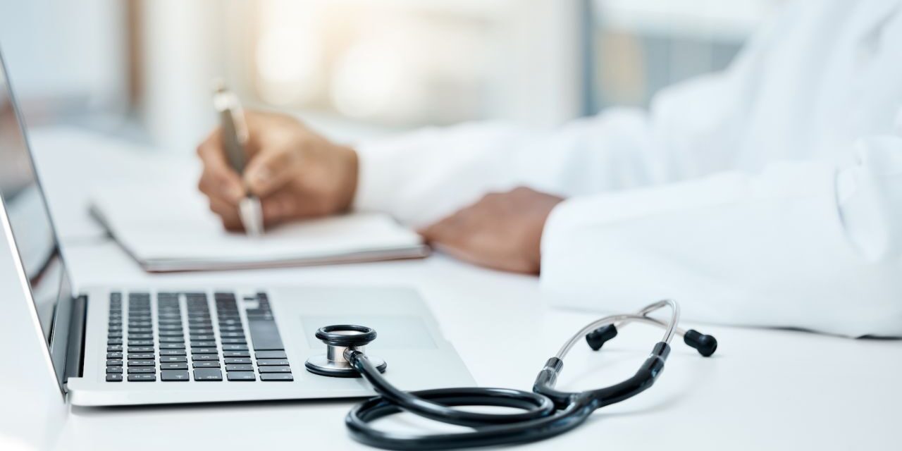 Las 10 preguntas sobre salud más frecuentes que le hicieron al Dr. Google en 2023